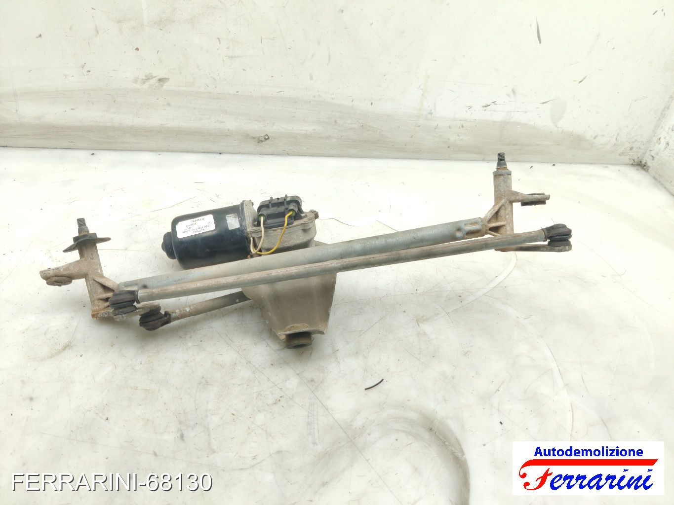 Spazzacqua Motorino Tergicristallo OPEL CORSA C X01 2003-2009 anteriore 6