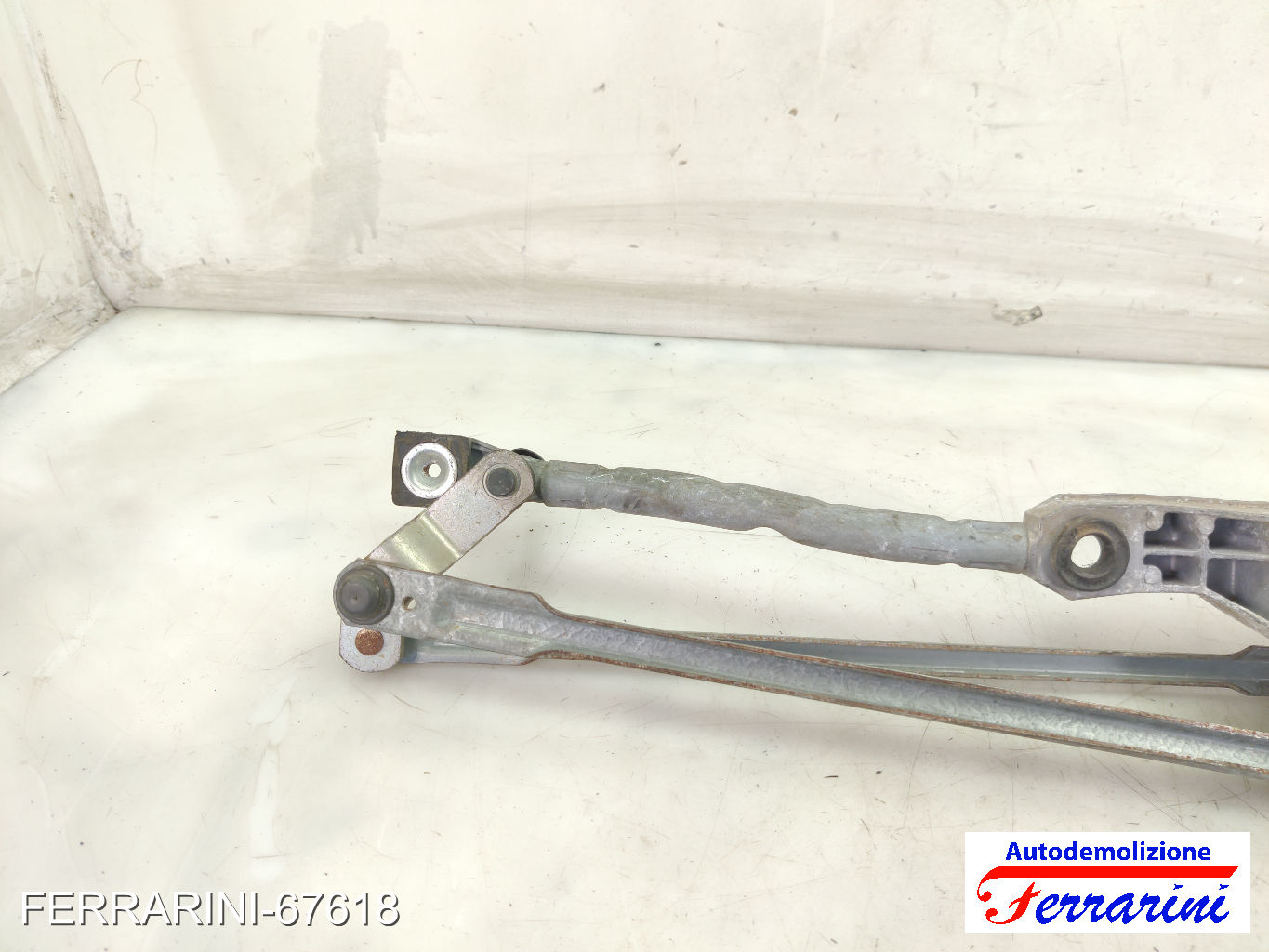 Spazzacqua Motorino Tergicristallo FORD FIESTA 6 CB1, CCN 2010-2012 anteriore 8