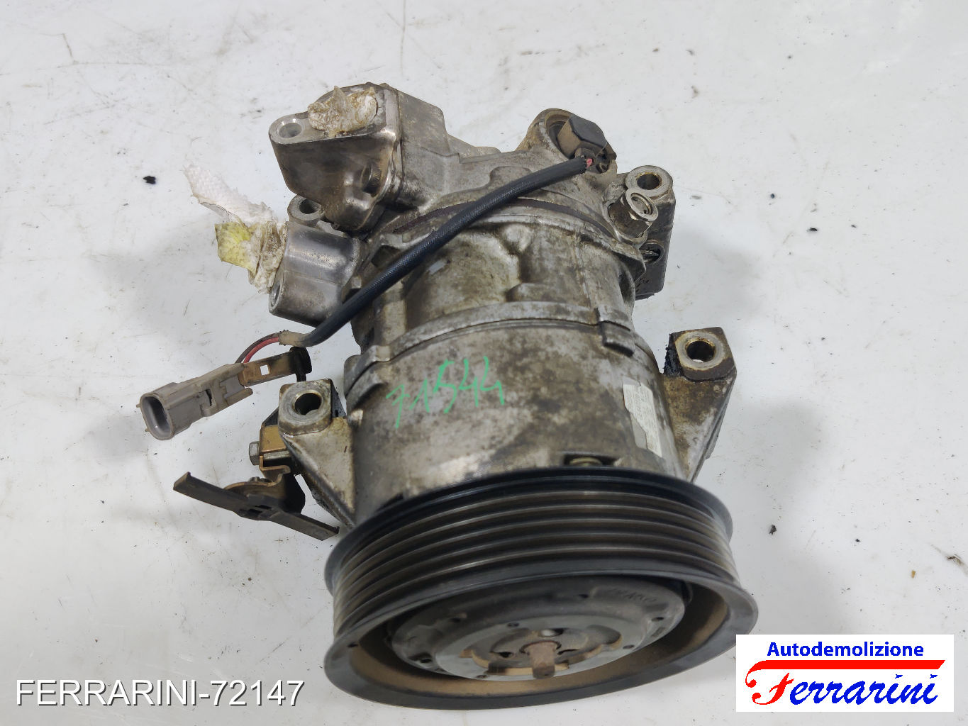Compressore Clima TOYOTA YARIS P1 1.0 1999-2005 8832052010, HFC134A, GE447220946