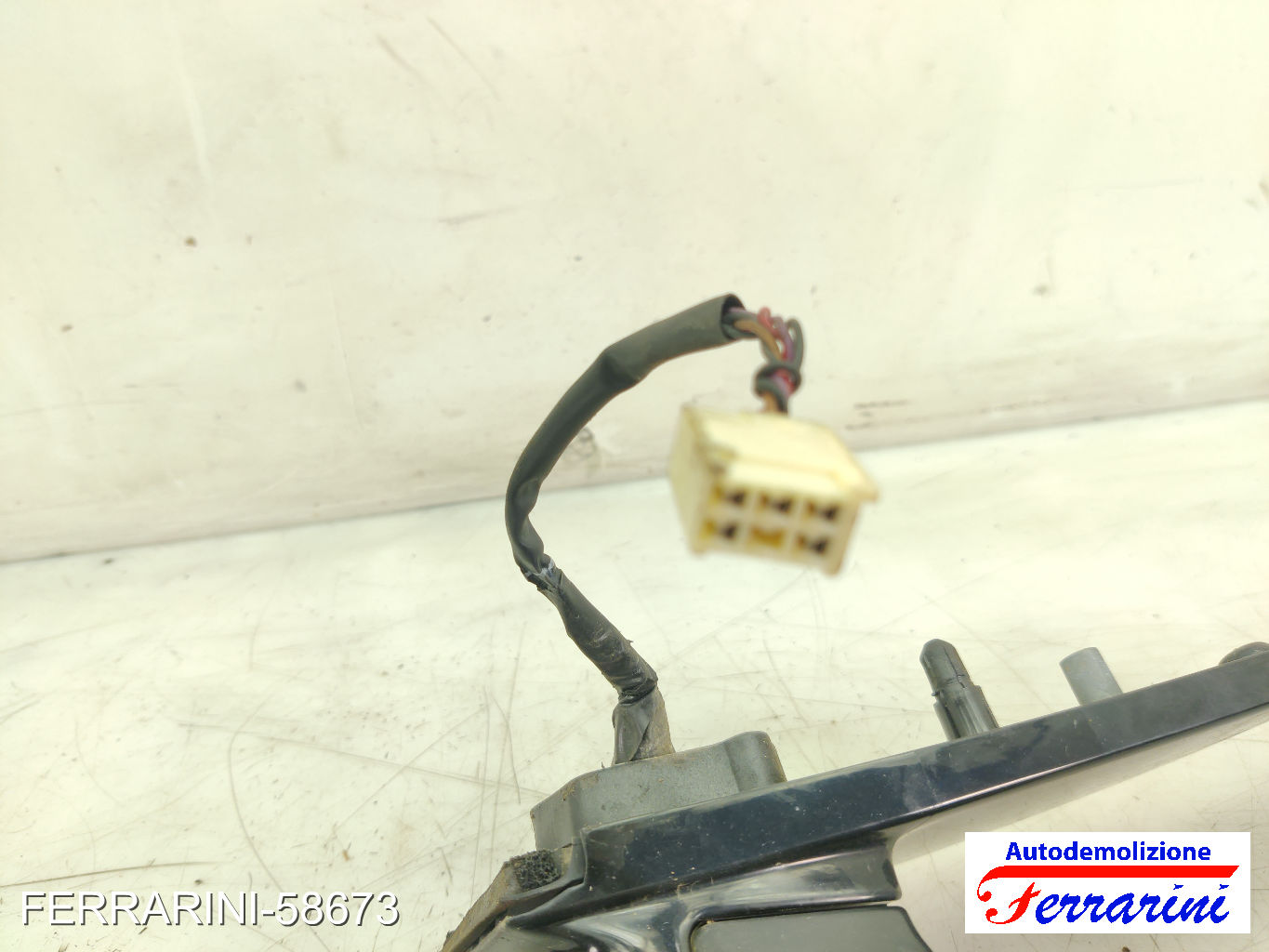 Specchietto Laterale TOYOTA AVENSIS VERSO M2 2001-2005 destro, dx