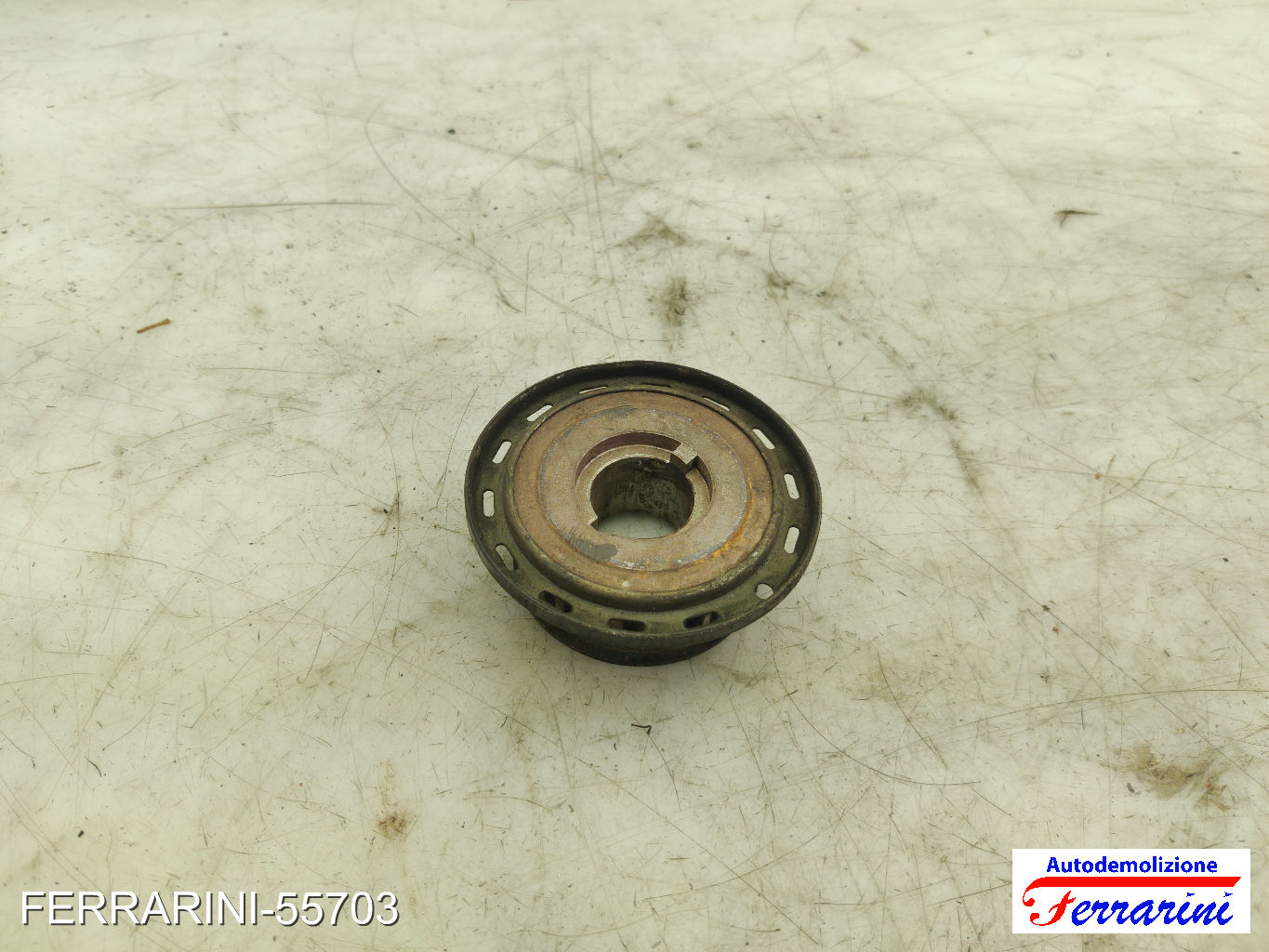 Puleggia albero motore CITROEN C3 1 FC, FN 1.4 16V HDI 2002-2009 9637466980 7