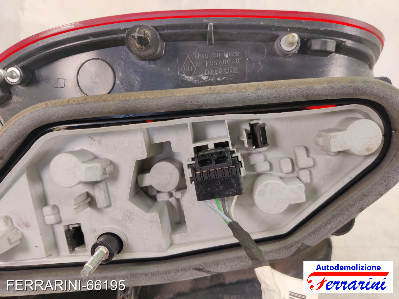 Fanalino Stop Posteriore RENAULT MODUS F/JP0 2010-2023 sinistro, sx 8200658411R 8