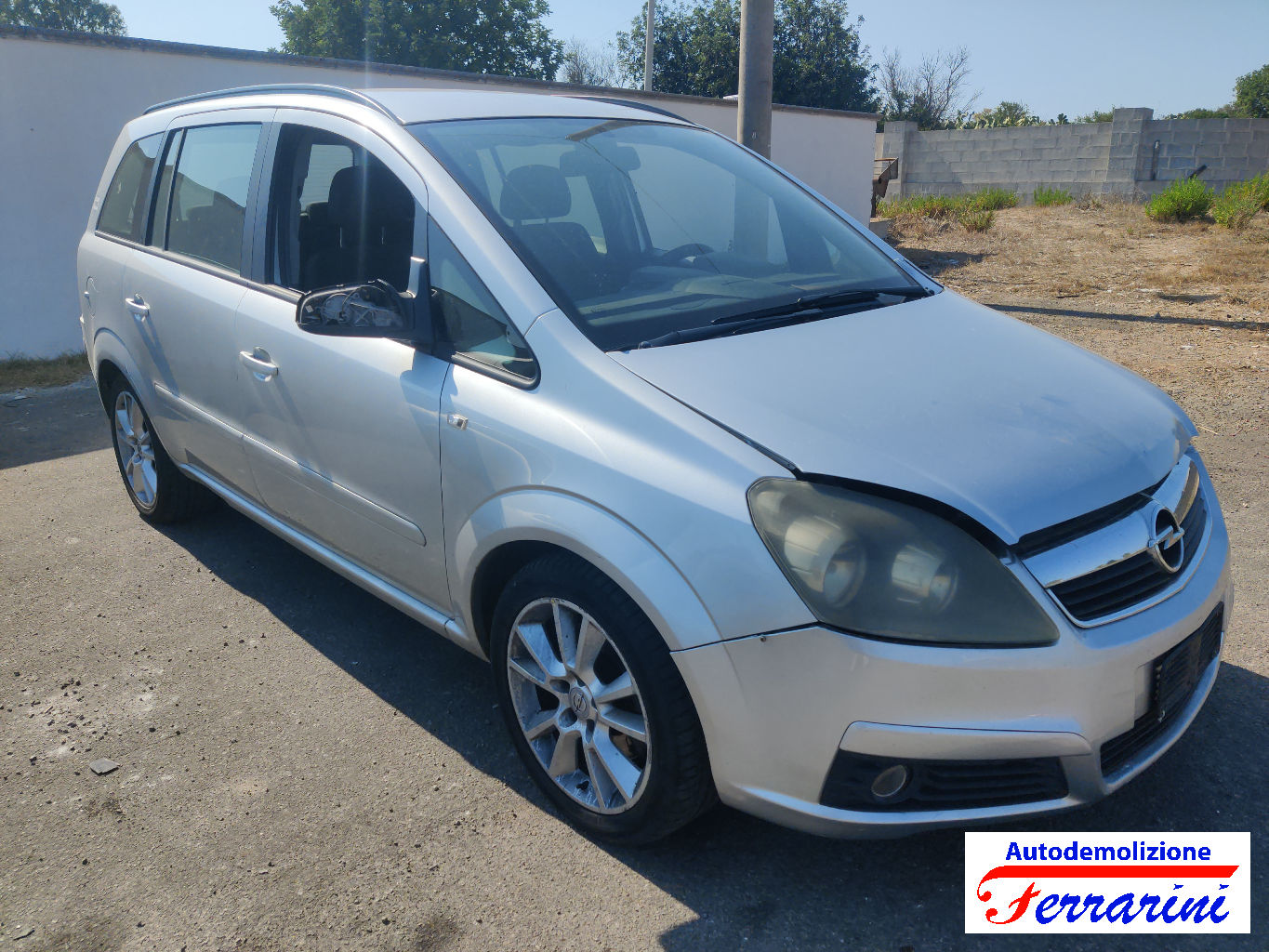Opel Zafira B 6