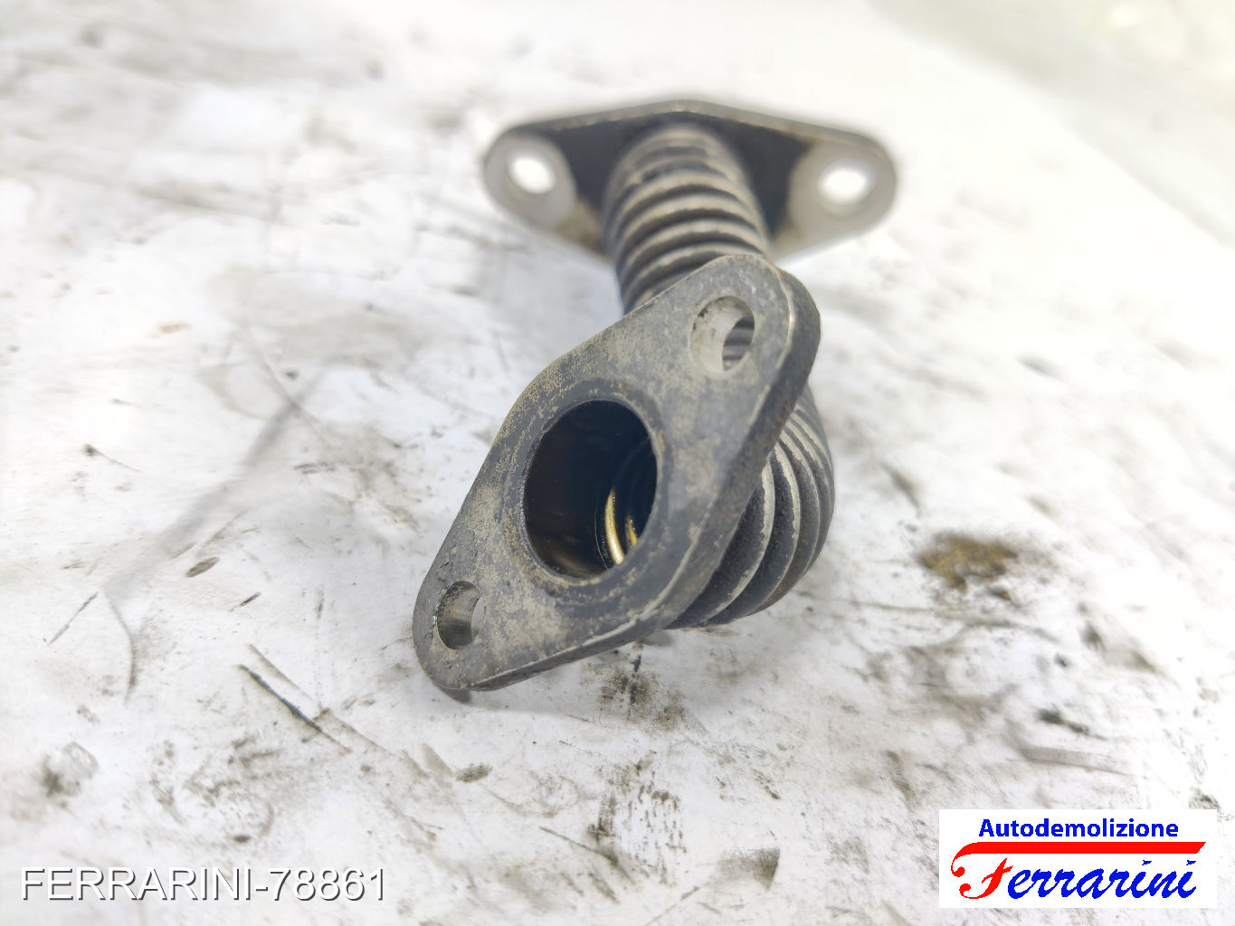 Tubazione valvola EGR tubo ALFA ROMEO 147 937 1.9 JTD 2001-2010 46813133