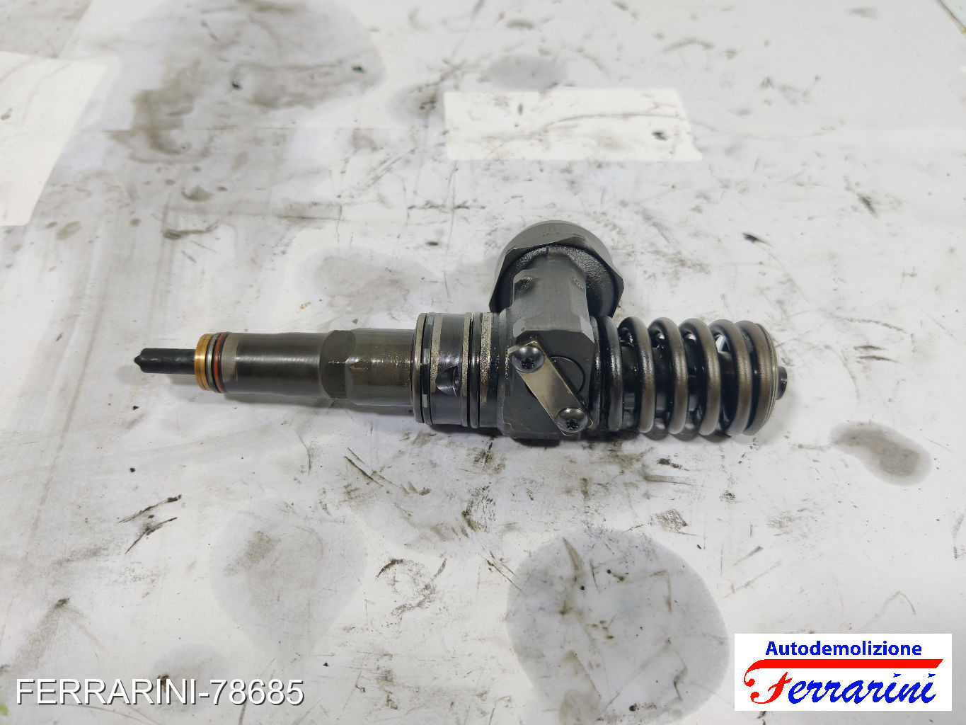 Iniettore VW PASSAT VARIANT 3B6 1.9 TDI 2000-2005 0414720216, 041720216, 30079BA
