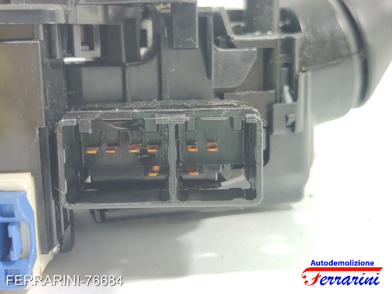 Devioluci TOYOTA IQ J1 2009-2015 8924574010, 8430774020, 75B998 11