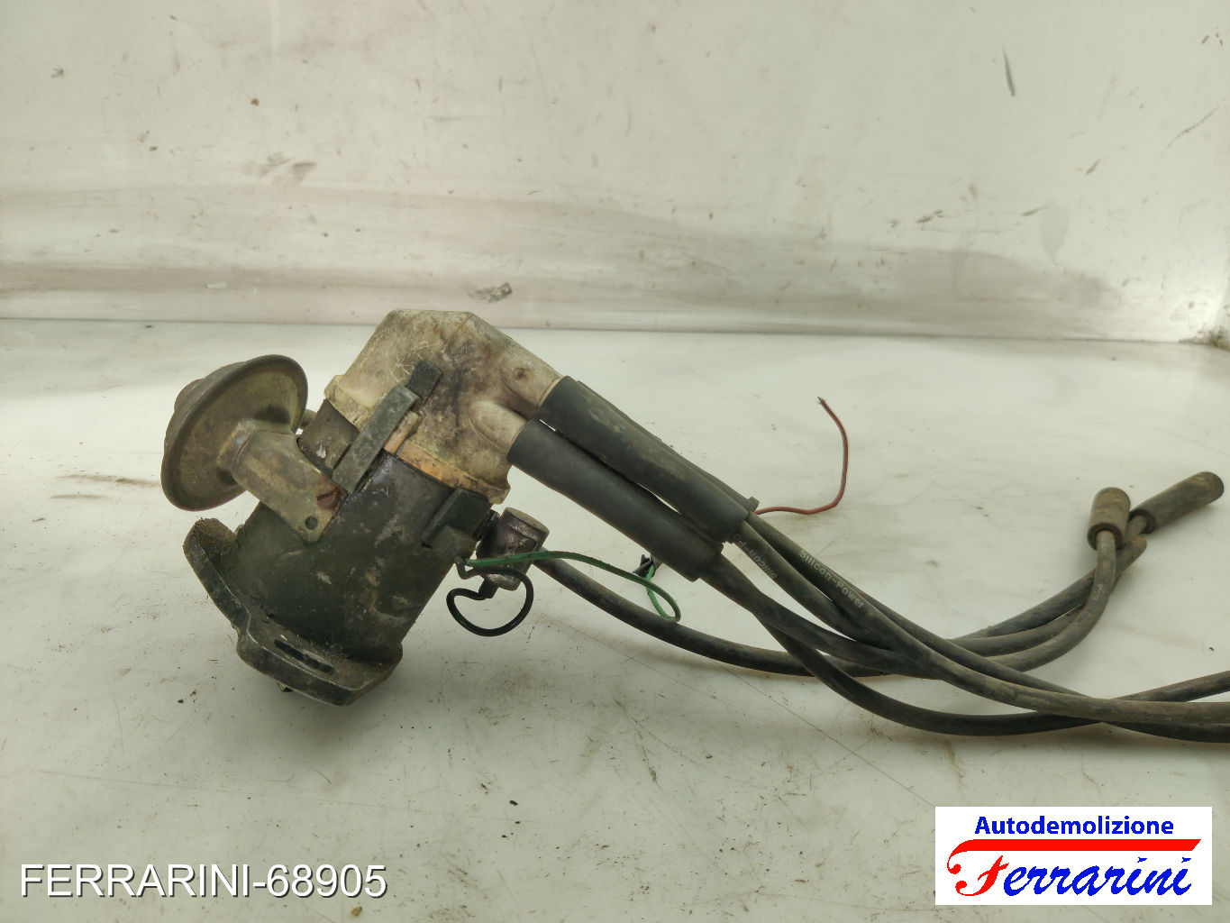 Spinterogeno Distributore OPEL CORSA A S83 1.6 GSI 1988-1990 90008020, 1211006 7