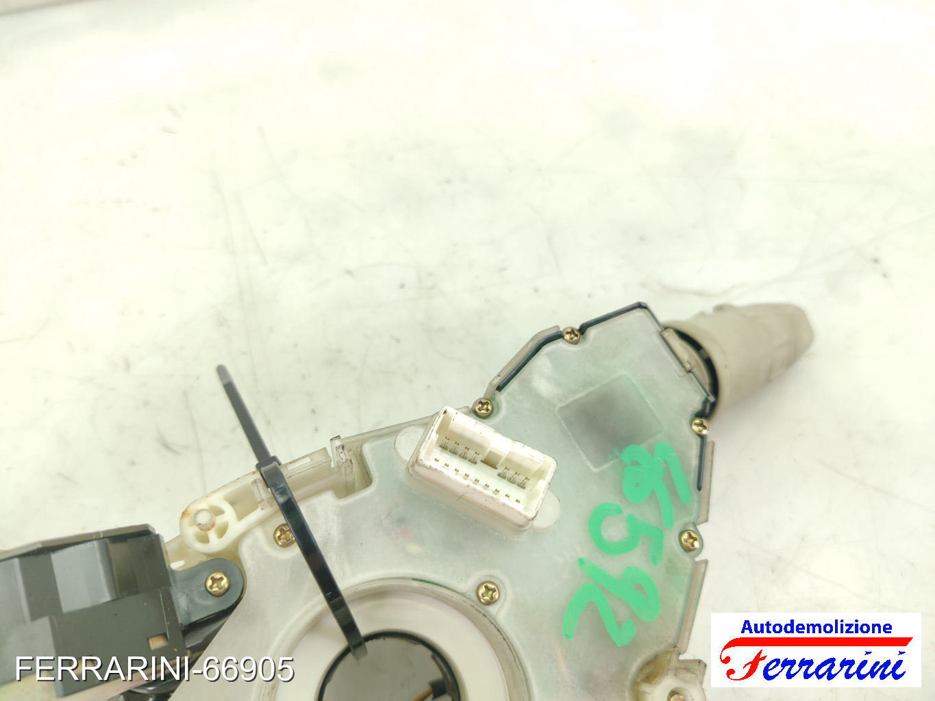 Devioluci NISSAN MICRA 3 K12 2003-2010 25560AX622