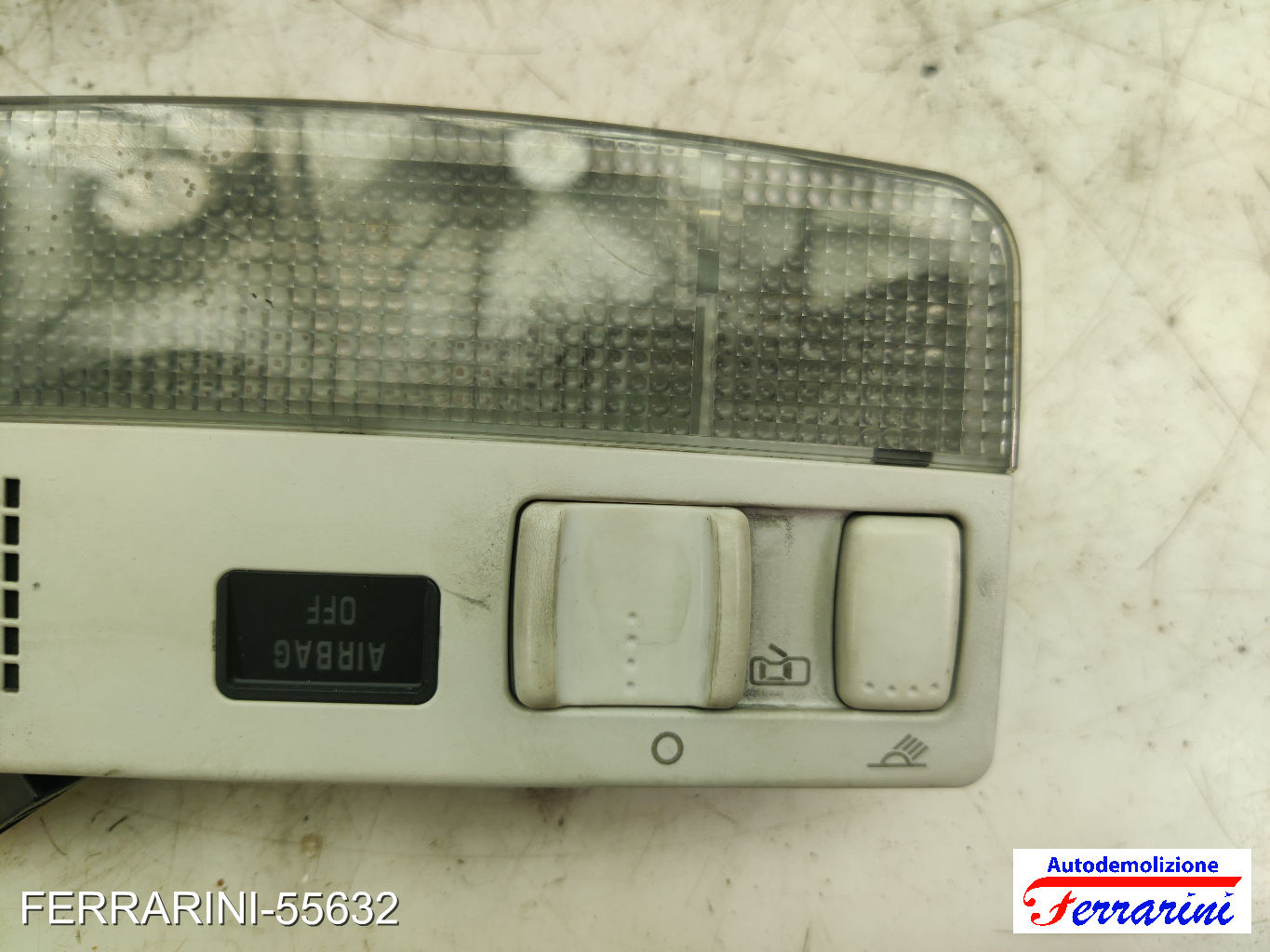 Plafoniera VW PASSAT VARIANT 3B6 2000-2005 anteriore, frontale centrale, ant 13