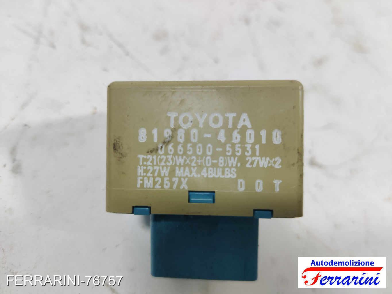 Relè intermittenza frecce TOYOTA IQ J1 1.0 2009-2015 8198046010, 0665005531