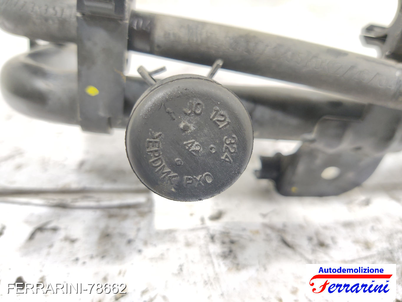 tubo acqua motore AVB VW PASSAT VARIANT 3B6 1.9 TDI 2000-2005 3B0121324