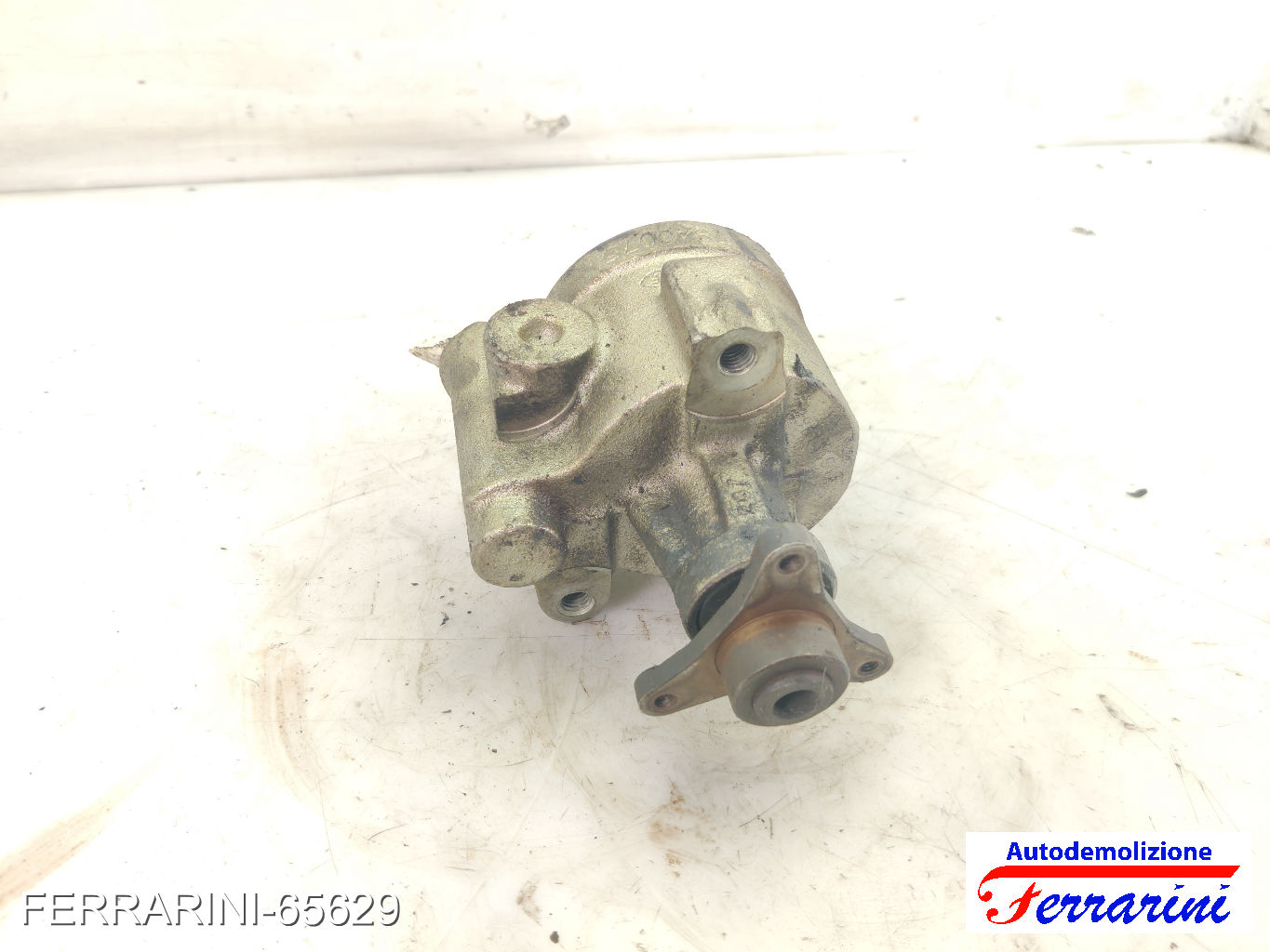 Pompa Servosterzo RENAULT SCENIC 1 FA0, JA0/1 1.9 DCI 1999-2003 7700417308