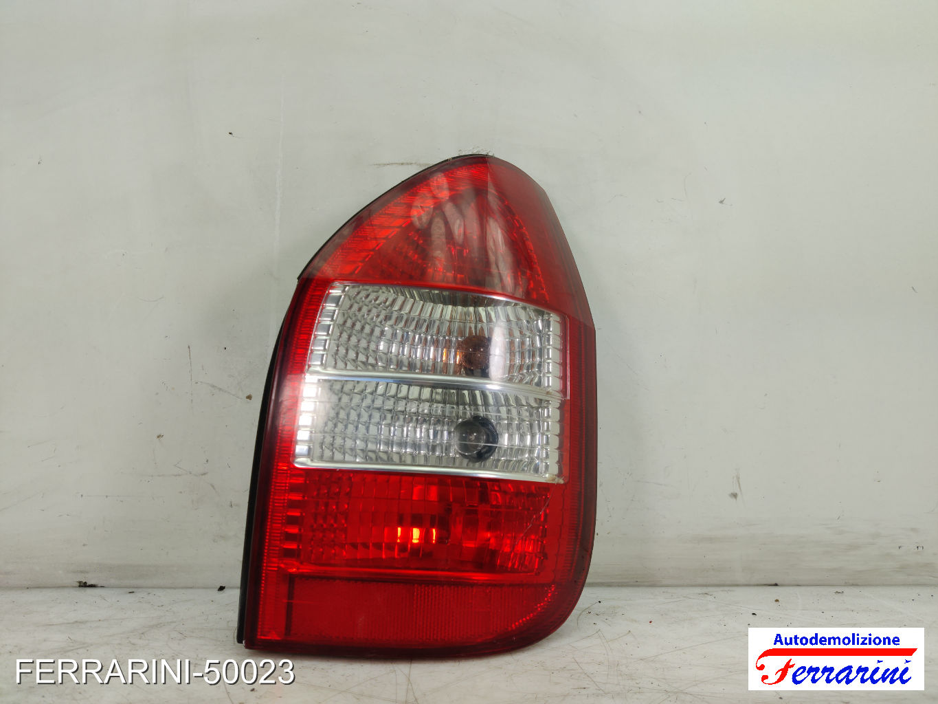 Fanalino Stop Posteriore OPEL ZAFIRA A T98 2000-2005 destro, dx 1222084 8