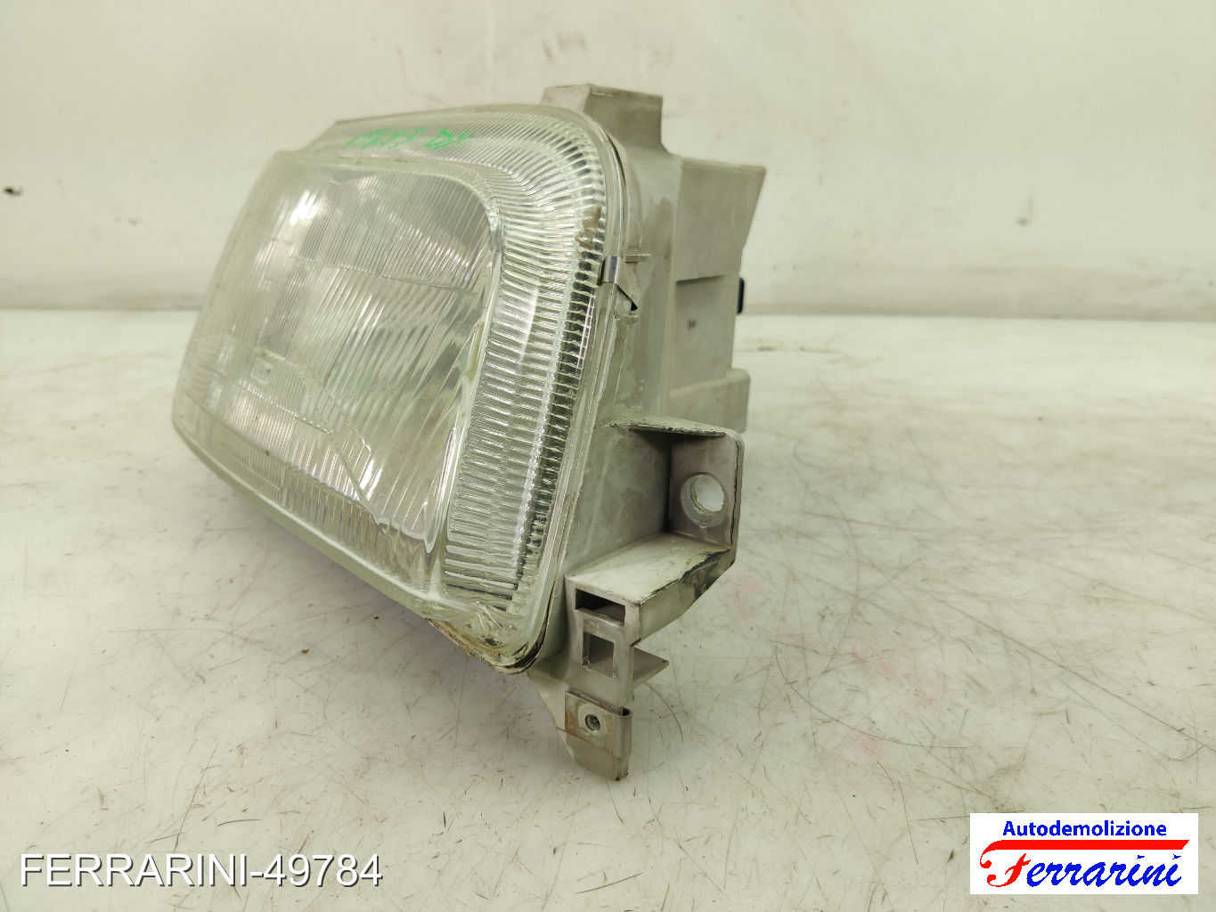 Faro Anteriore RENAULT CLIO 1 5/357, B/C57 1991-1998 destro, dx 7701042150 8