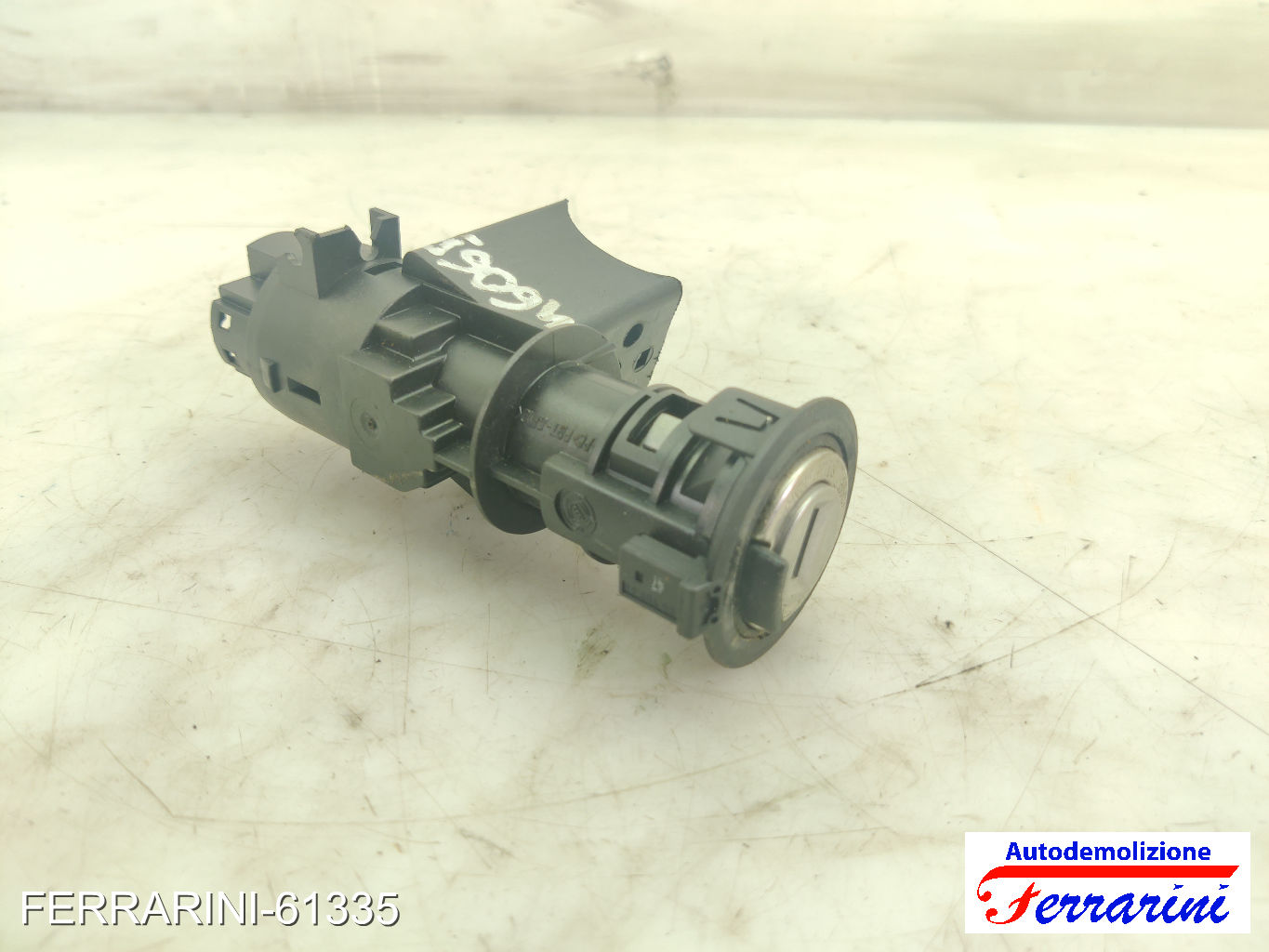 Bloccasterzo FIAT PUNTO 188 1999-2006 46753084, 46753083, 51794251 10