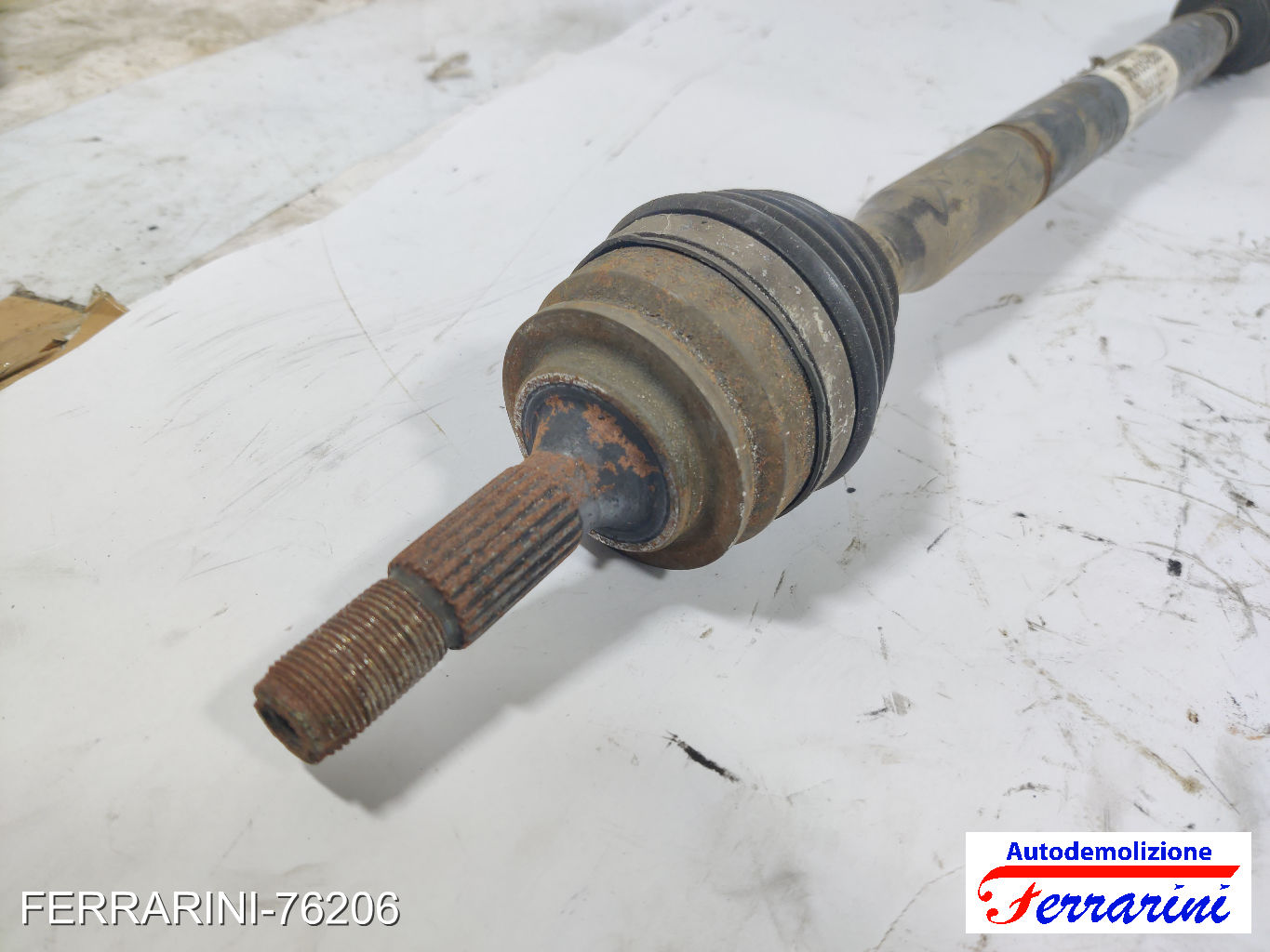Semiasse CITROEN C3 2 SC 1.1I 2009-2013 9801384880, 9672620680, BJ79LBC184