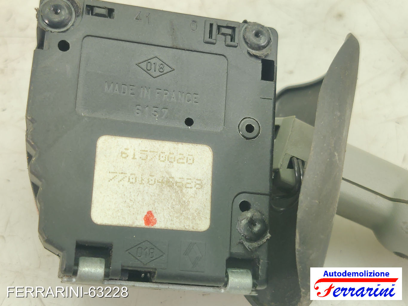 Leva Tergicristalli RENAULT TWINGO 1 C06 1996-2007 7701046628, 61570020