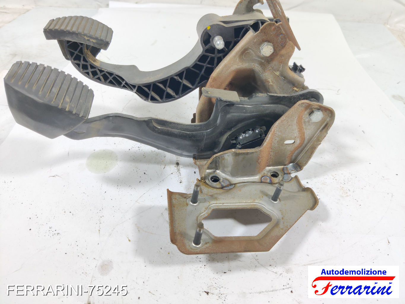 Pedaliera Completa CITROEN C3 2 SC 1.1I 2009-2013 4500AZ freno e frizione