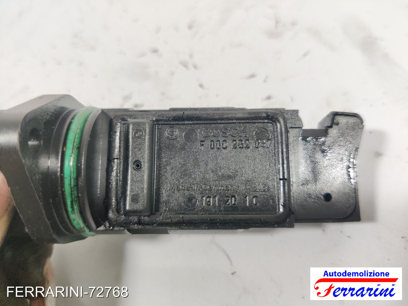 Debimetro MERCEDES CLASSE C W203 C 200 CDI 2000-2003 A6110940048, F00023204
