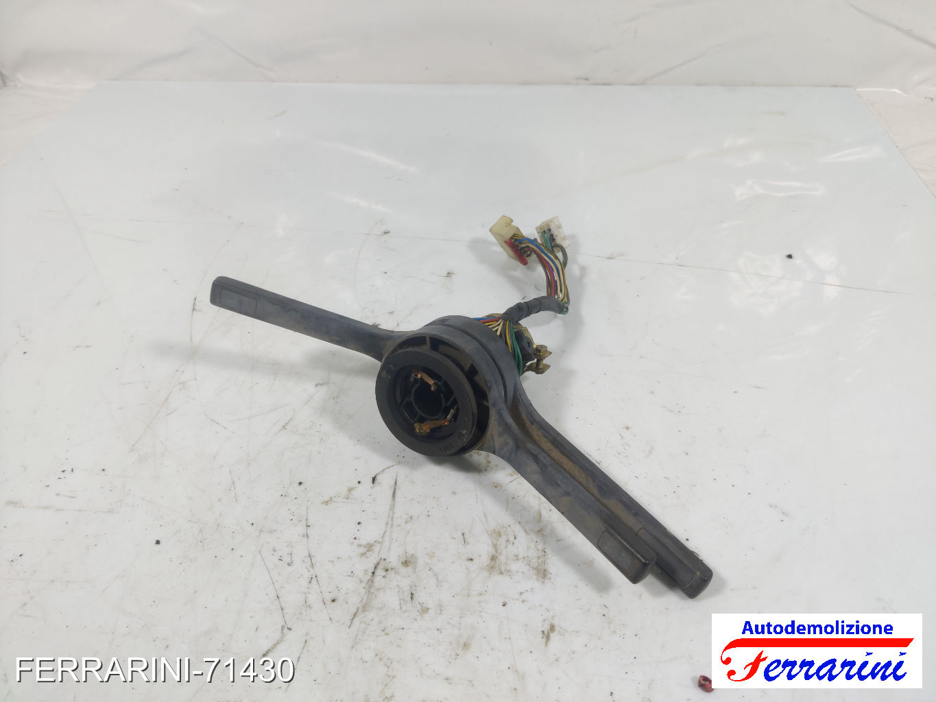 Devioluci FIAT PANDA 141 1992-1996 716662080, 181117880, 182904480