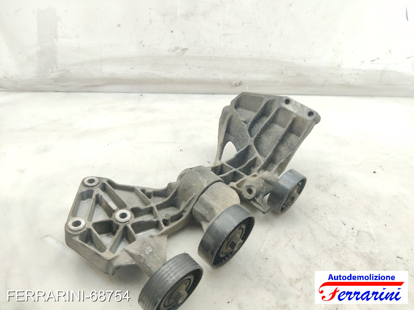 support tendicinghia OM640 alternatore MERCEDES CLASSE B W245 B 200 CDI