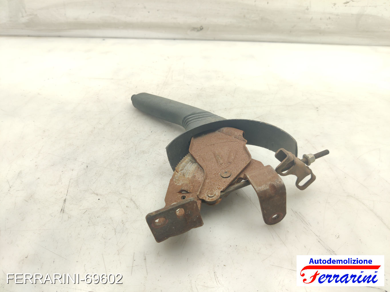 Leva Freno A Mano PEUGEOT 107 PM, PN 2005-2014 4701A0