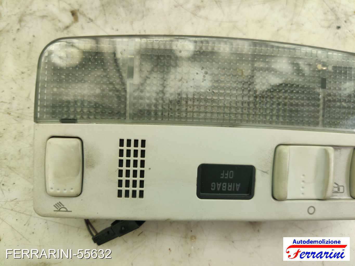 Plafoniera VW PASSAT VARIANT 3B6 2000-2005 anteriore, frontale centrale, ant 12