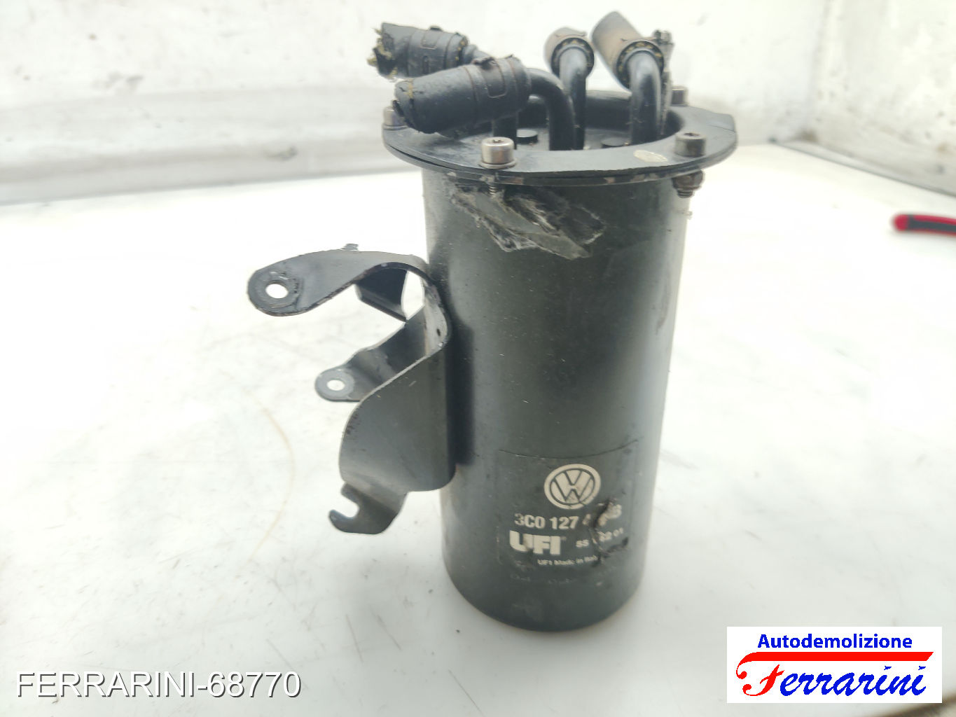 Supporto Filtro Olio VW GOLF PLUS 5 521, 5M1 1.9 TDI 2005-2009 3C0127400C 10