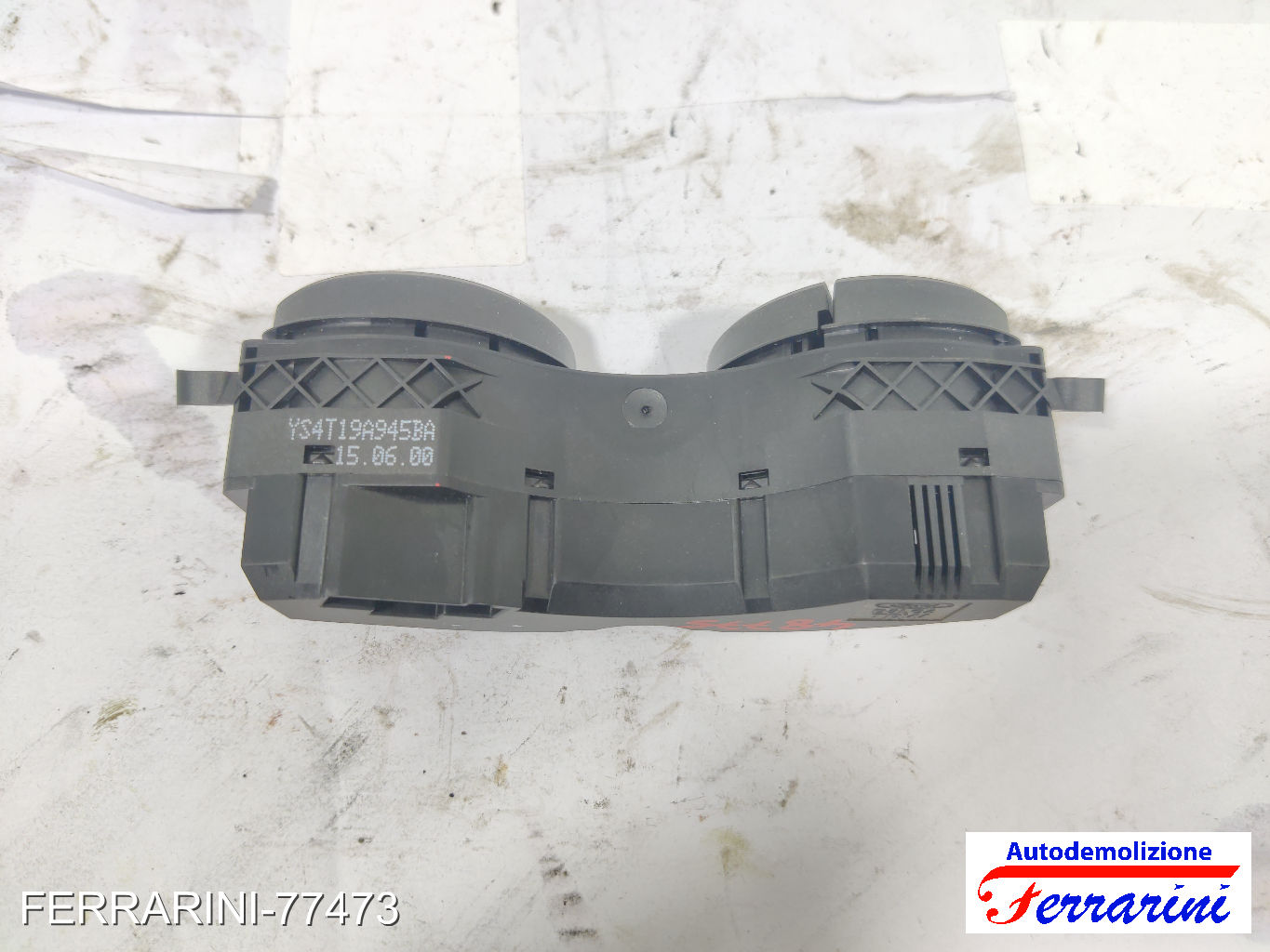Tastiera Clima FORD FOCUS SW DNW 1999-2004 anteriore, frontale YS4T19A945BA