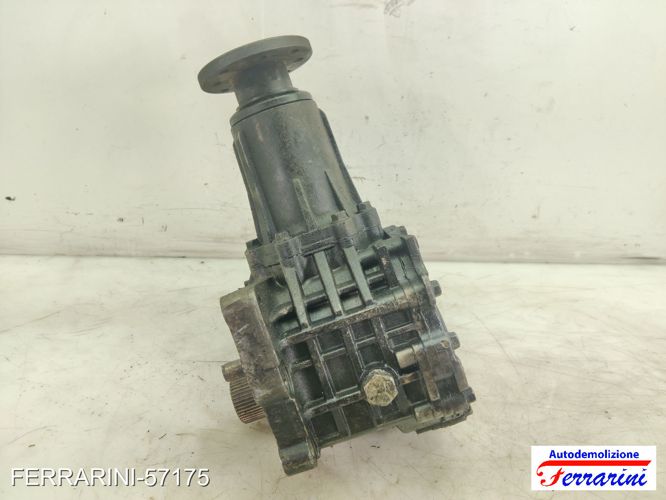 Differenziale HYUNDAI SANTA FE 2 CM 2.2 CRDI GLS 4X4 2006-2009 4730039300 7