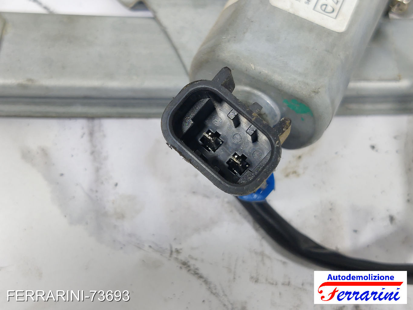 Alzavetro FIAT PUNTO 188 2001-2012 sinistro, sx, frontale, anteriore 51764550