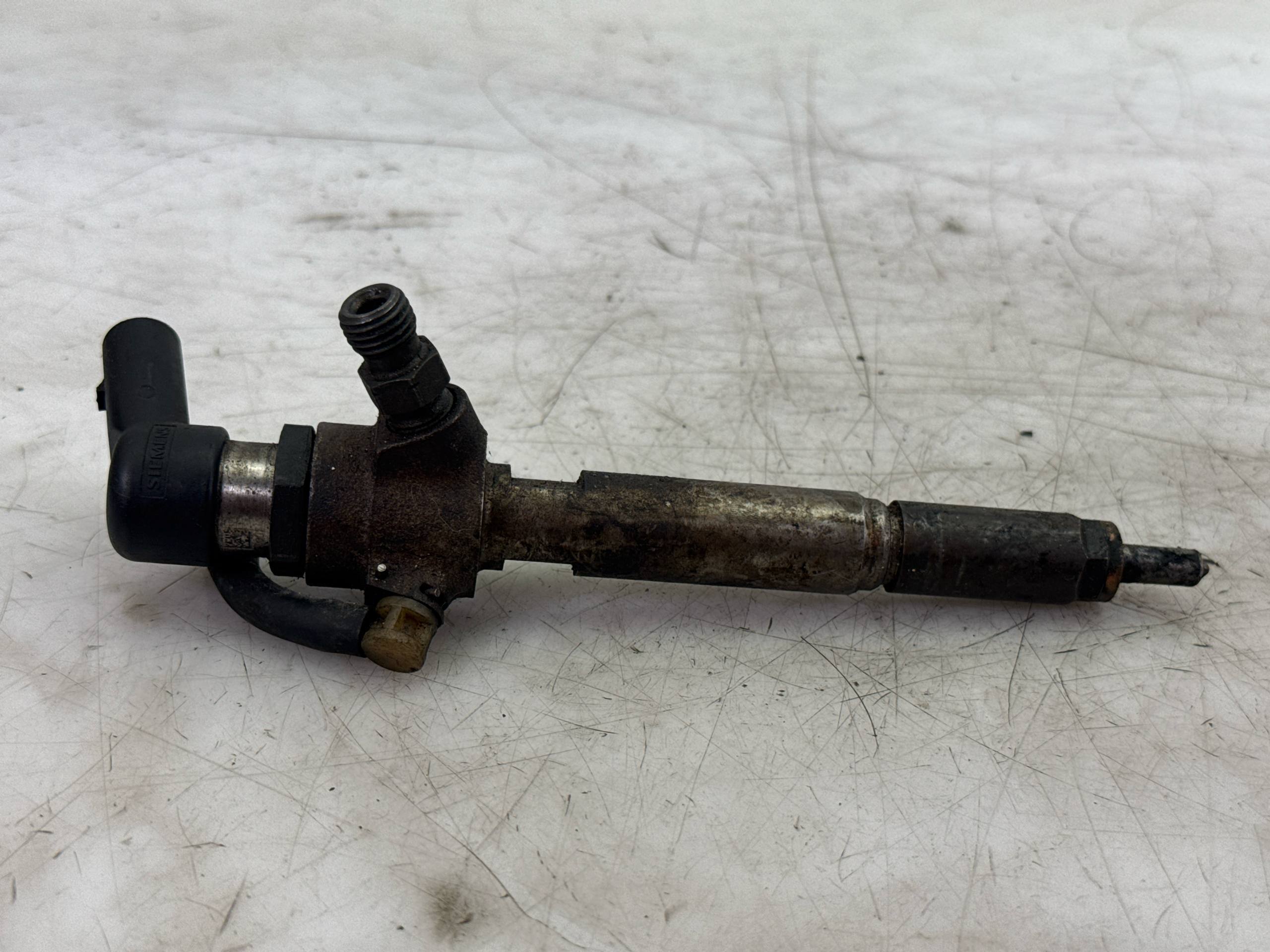 Iniettore NISSAN QASHQAI 1 J10, JJ10E, NJ10 1.5 DCI 2006-2013 8200380253