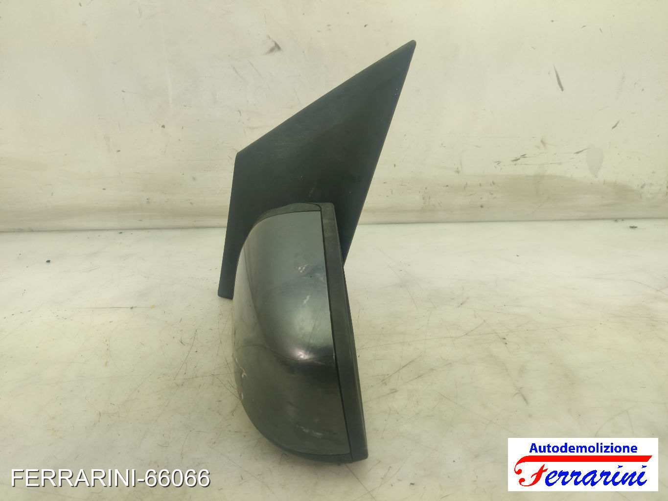 Specchietto Laterale FORD FIESTA 5 JD, JH 2001-2008 sinistro, sx