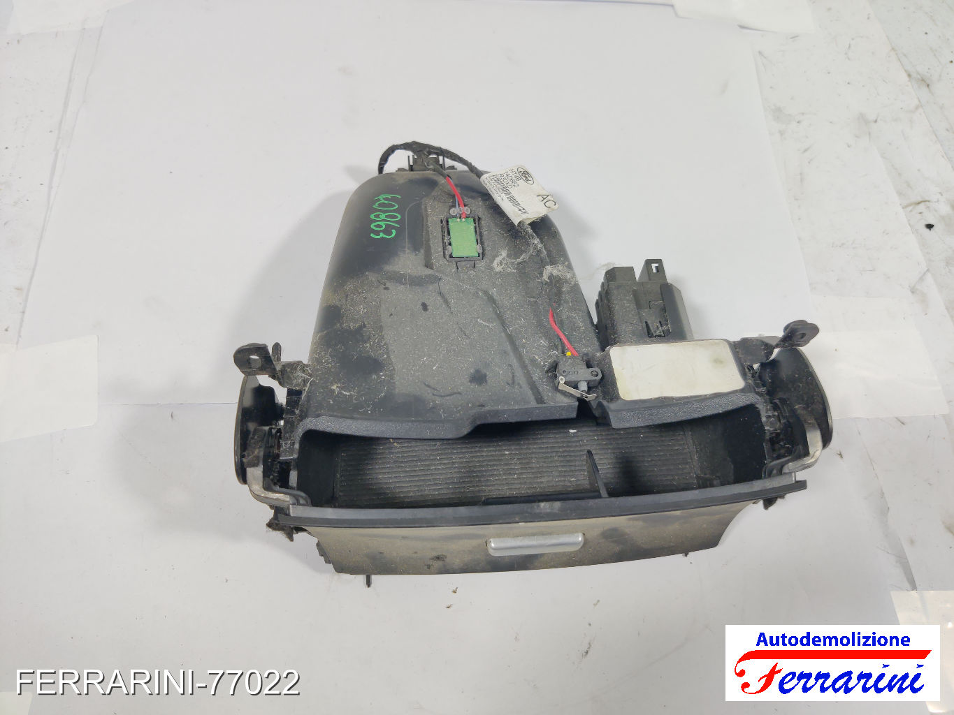 portaoggetti console centrale Posacenere FORD EDGE 2015-2018 EM2BR061A08AB 10