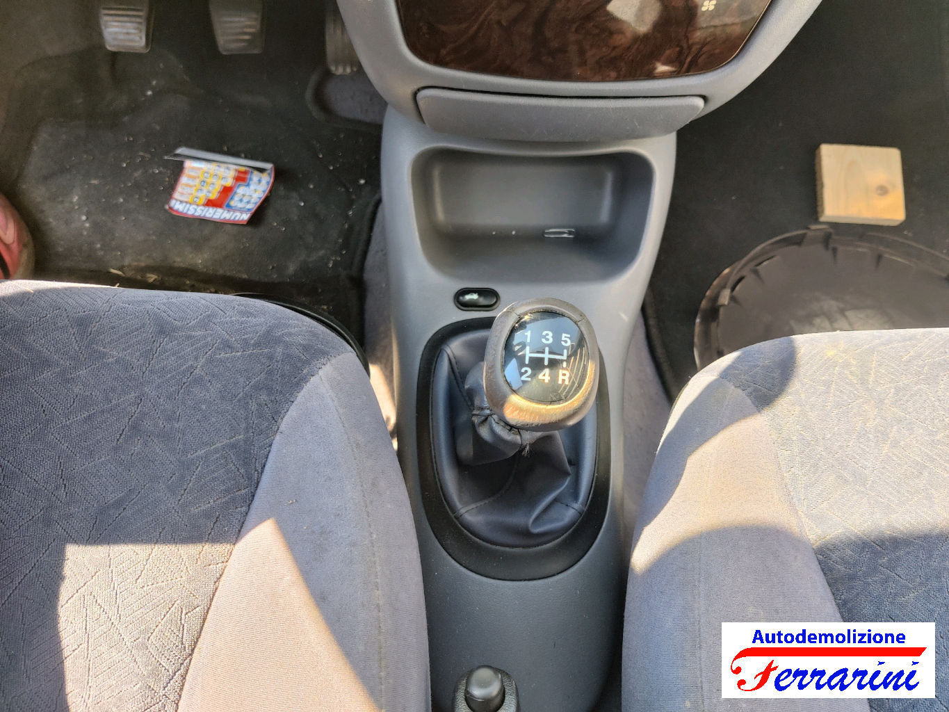 Ford Fiesta 4 21