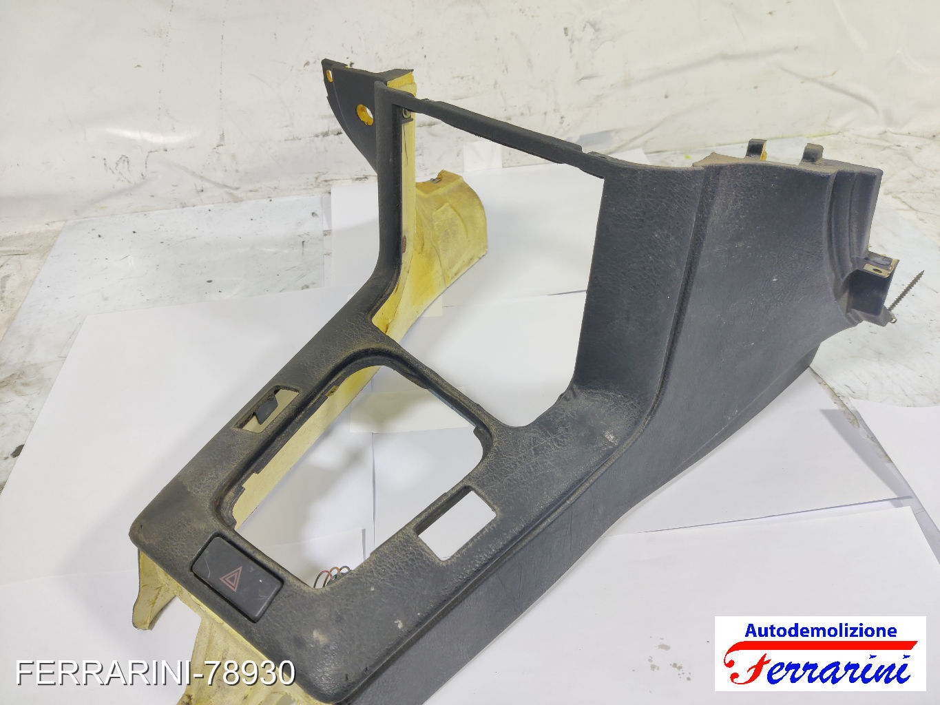 Tunnel Centrale BMW SERIE 3 E36 1993-1998 61311378128, 61311374220 12