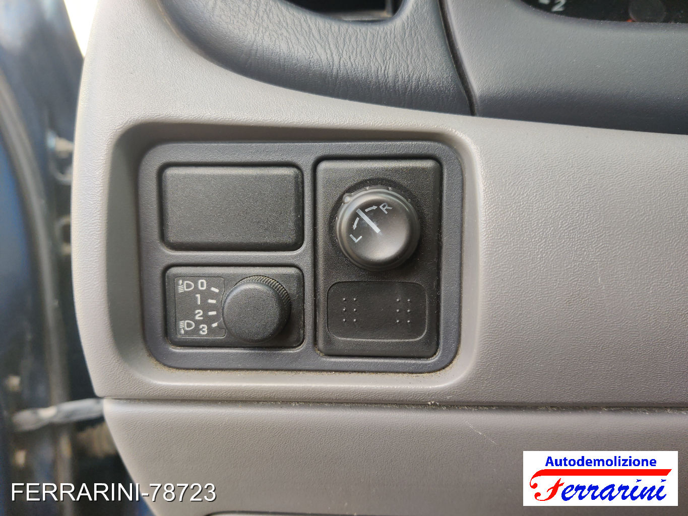 Nissan Almera 2 31