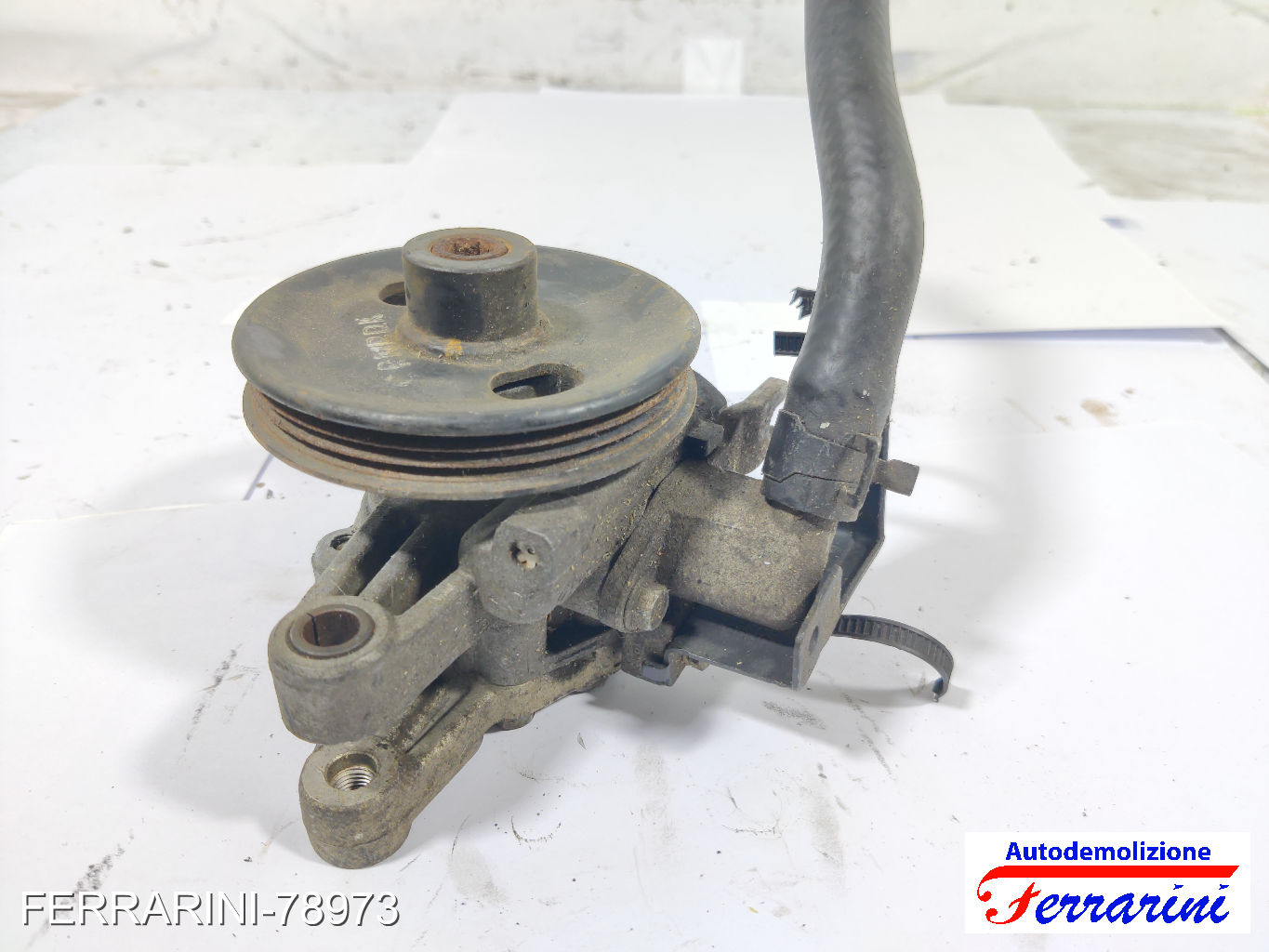 Pompa Servosterzo KIA SPORTAGE JE, KM 2.0I 16V 2004-2009 571002E000, 95048208