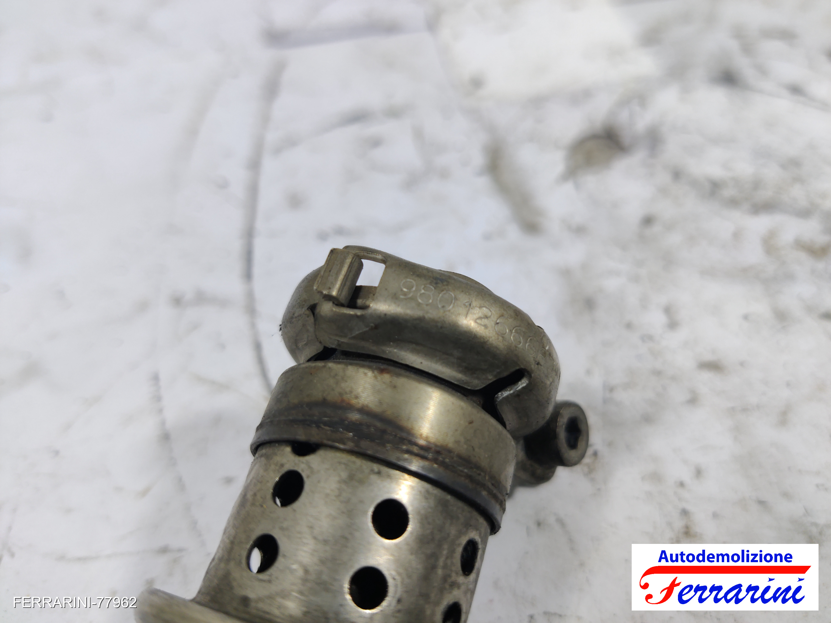 Iniettore PEUGEOT 308 2 L3, LB, LH, LP, LW 1.6 HDI 2013-2021 9802763880, 42542 10