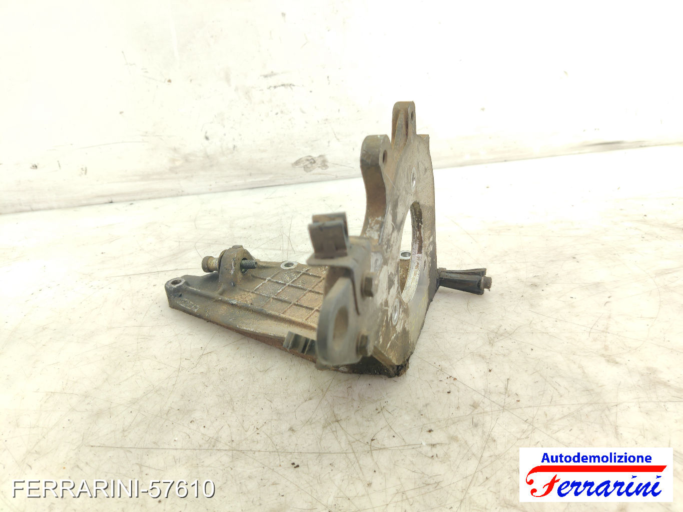 Supporto Semiasse anteriore destro WJY FIAT SCUDO 220 1.9 D 1998-2006