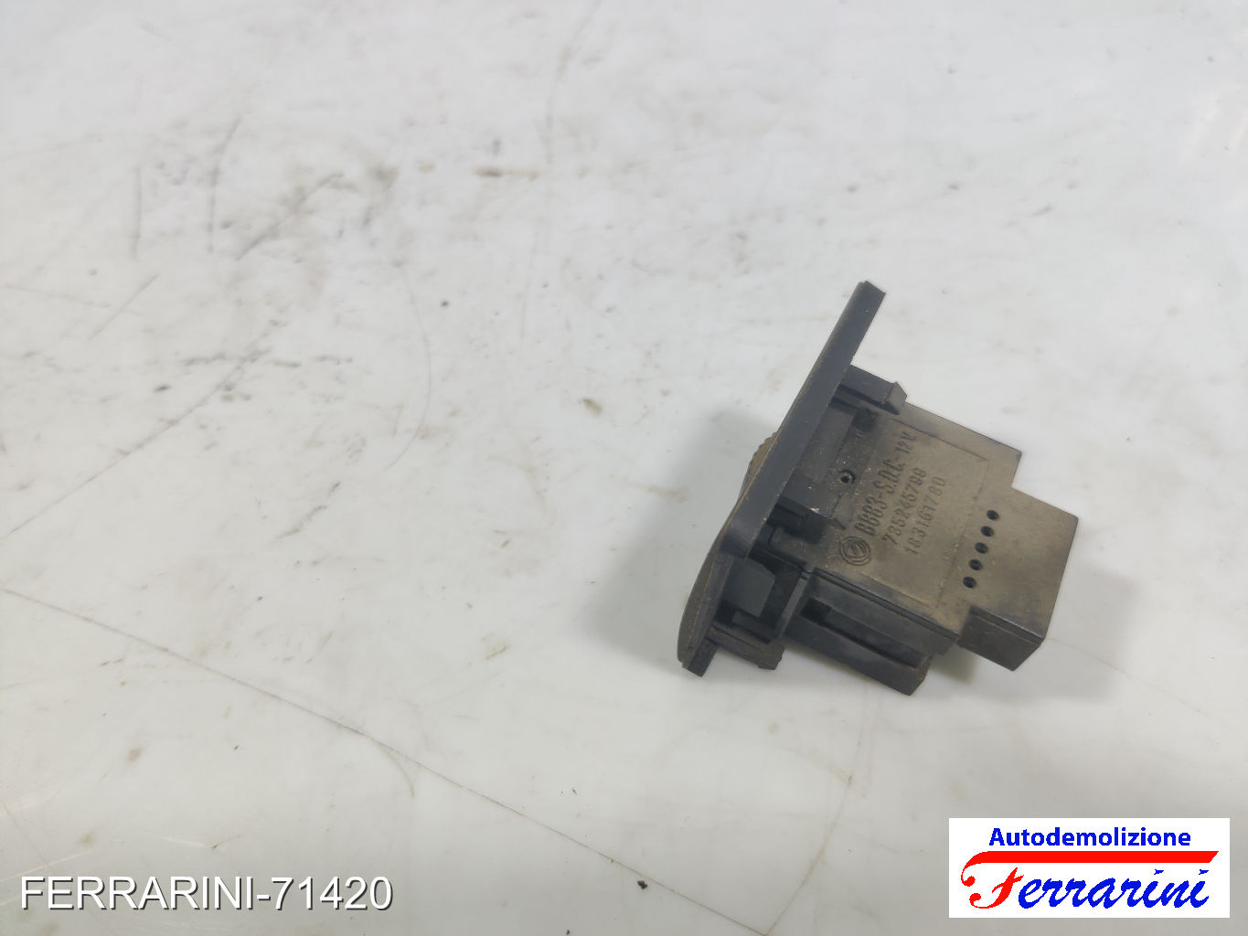 Interruttore regolazione altezza fari FIAT PANDA 141 1992-1996 735245799