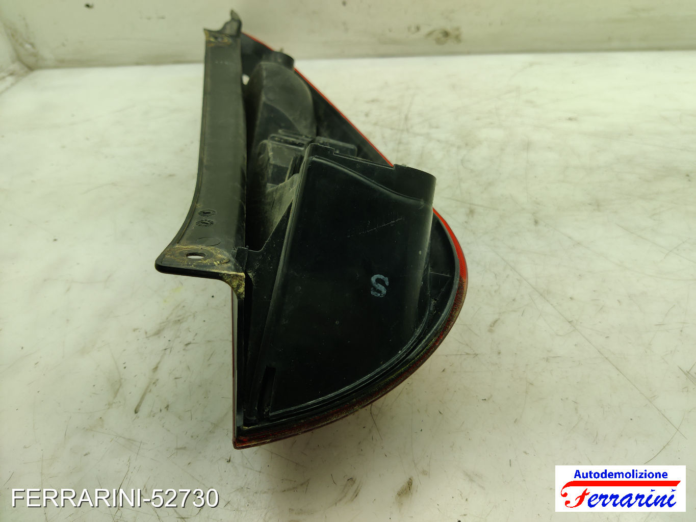 Fanalino Stop Posteriore FORD FIESTA 5 JD, JH 2001-2008 sinistro, sx 1324578