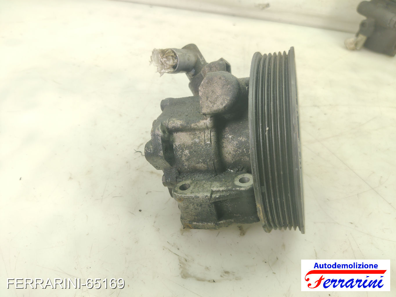 Pompa Servosterzo AUDI A6 AT 4B5 2.5 TDI 1997-2005 4B0145155R, 4B0145155RX