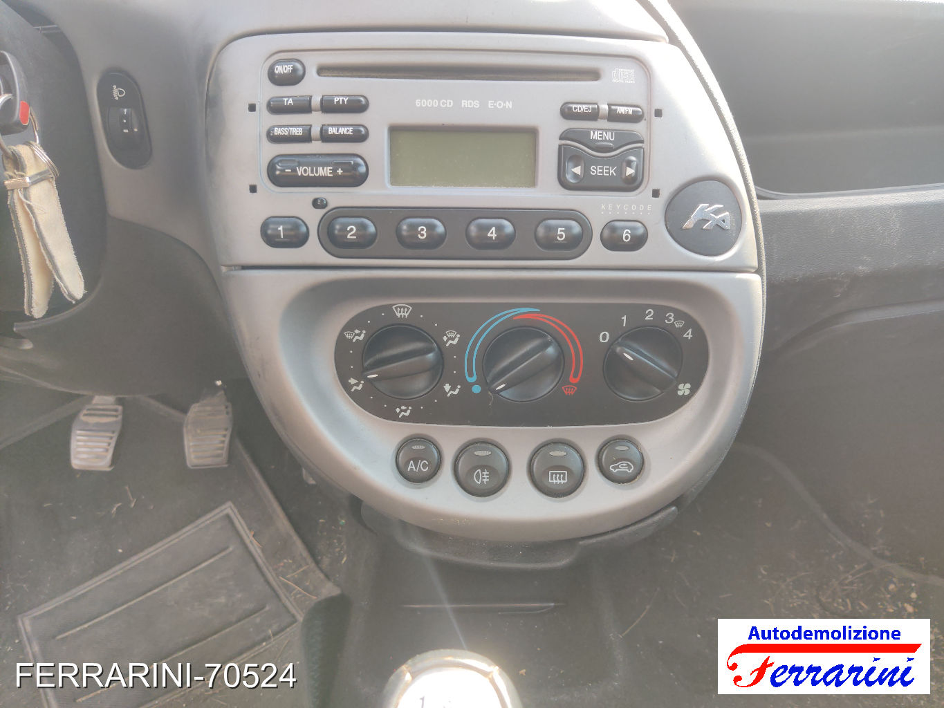 Ford Ka 24