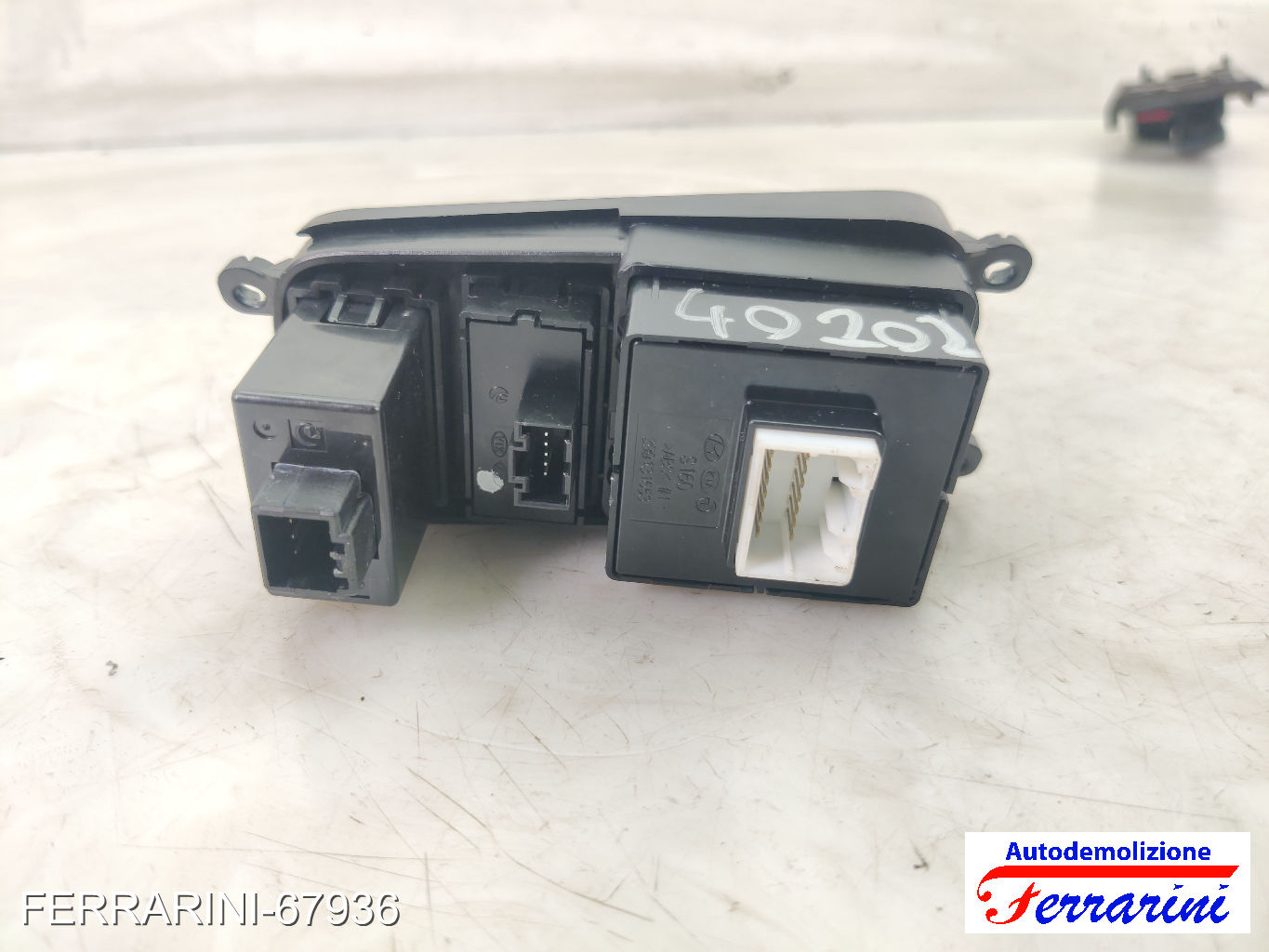 interruttore altezza fari comandi HYUNDAI I10 BA, IA 2013-2023 93700B9000 7