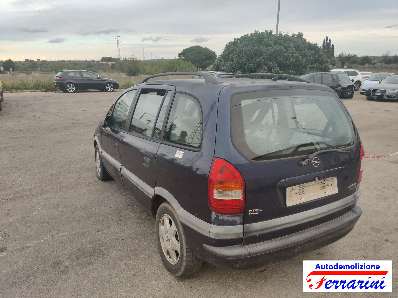 Opel Zafira A 9
