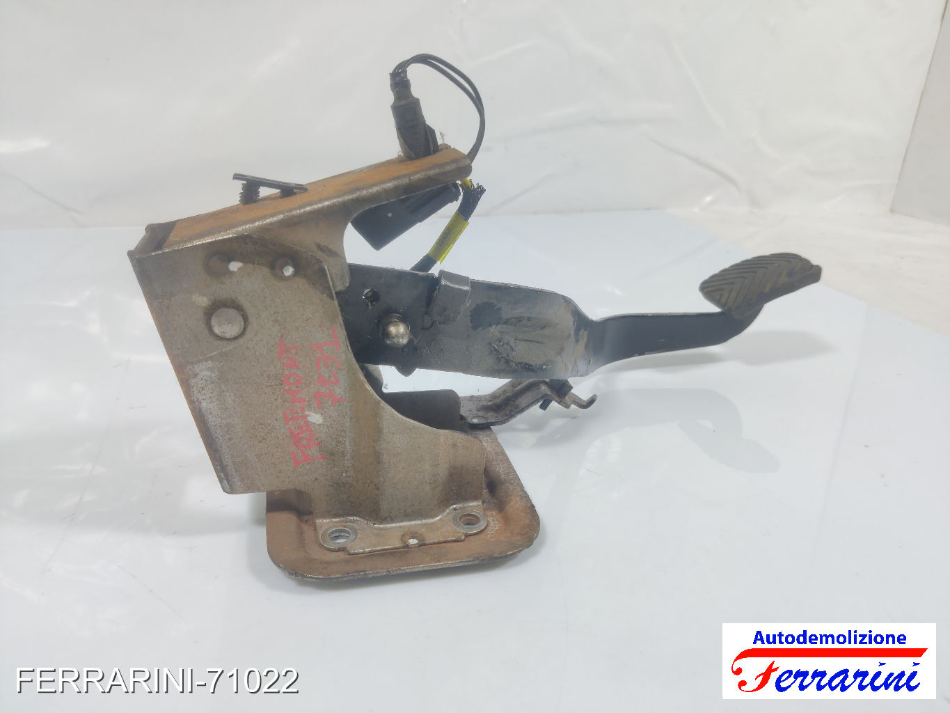 Pedale Frizione FIAT FREEMONT 345 2.0 JTD 2011-2023 04581585AD 11