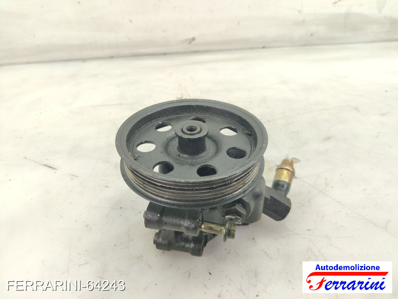 Pompa Servosterzo FORD FOCUS SW DNW 1.8 TDCI 2001-2004 1M513A696CB, 1M513A696CC 8