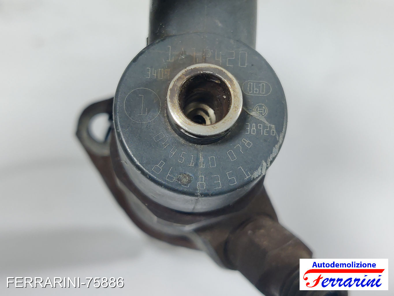 Iniettore VOLVO XC90 1 275 D5 AWD 2002-2006 8658352, 0445110078, 044511007851