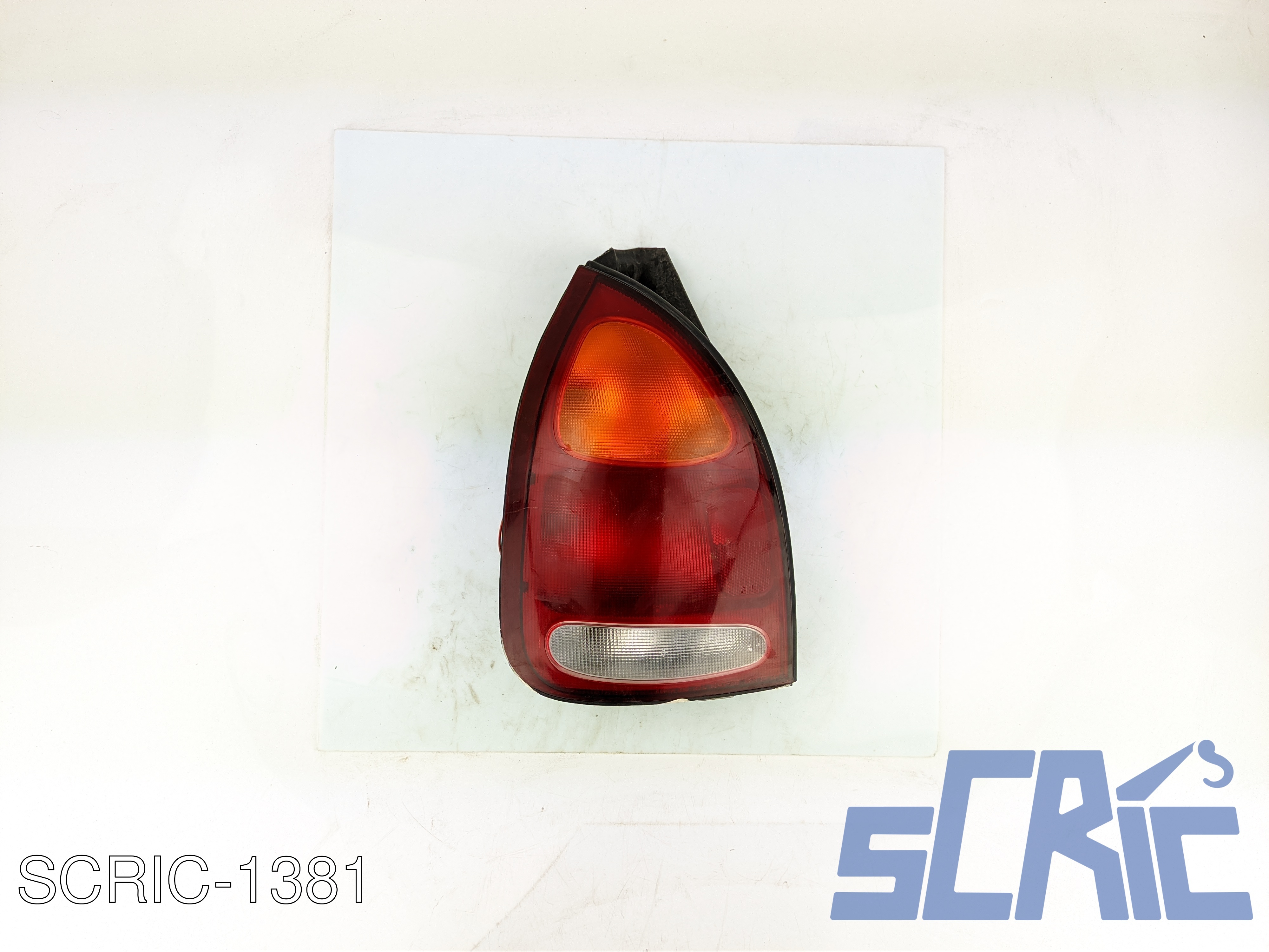 Fanalino Stop Posteriore HYUNDAI LANTRA 2 SW J-2 1996-2000 sinistro, sx